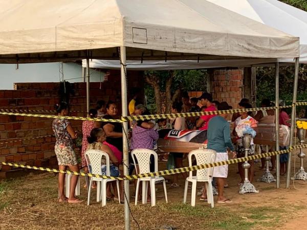 Últimos piauienses mortos em tragédia em SP são velados sob forte comoção em São Pedro do Piauí
