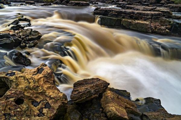 Livro Praia Serra Cachoeira destaca belezas naturais do Piauí