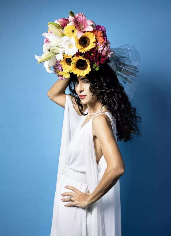 Marisa Monte abre parceria com Rachell Luz em single inédito que completa o álbum Portas