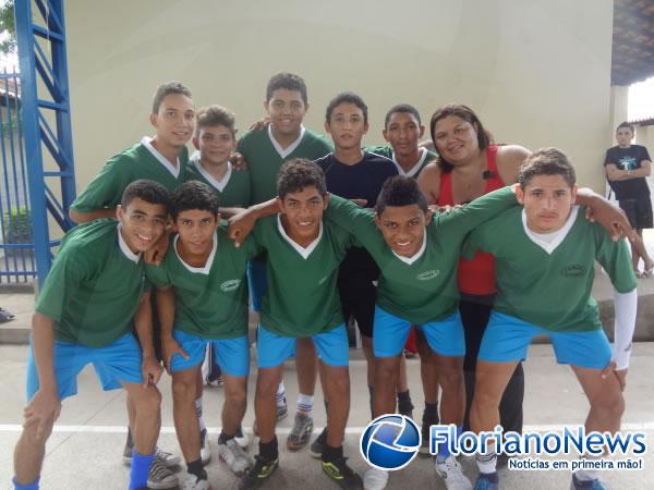 Alunos da rede p&uacute;blica de Floriano disputaram eliminat&oacute;ria regional dos Jojups.(Imagem:FlorianoNews)