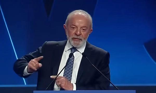 Lula diz que fim de sanção a Alexandre de Moraes é bom para o Brasil