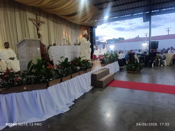 Solenidade de Corpus Christi re&uacute;ne milhares de fi&eacute;is em Floriano(Imagem:FlorianoNews)