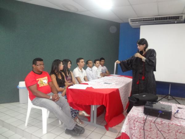 Acadêmicos de Direito da UESPI realizaram júri simulado