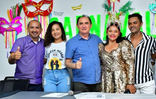  Carnaval: Prefeitura lan&ccedil;a a programa&ccedil;&atilde;o da Folia de Momo em Floriano(Imagem:Secom)
