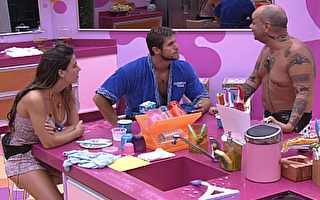 João Carvalho revela 'maldade' que fez com Fael