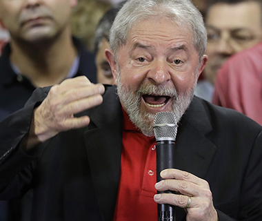 Alianças com PT adiam convenção nacional do PMDB