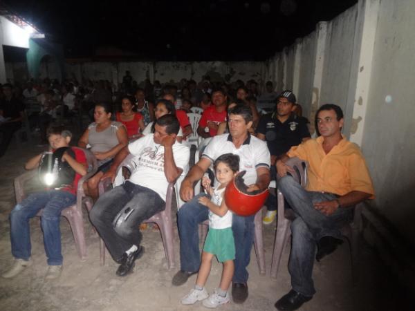  Empossada nova diretoria da Associa&ccedil;&atilde;o de Moradores do Bairro Vila Le&atilde;o.(Imagem:FlorianoNews)