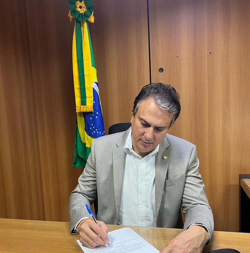 Piso nacional dos professores sobe para R$ 4.420,55