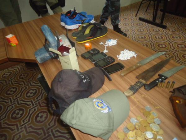 Homem &eacute; preso por tr&aacute;fico de drogas em Floriano.(Imagem:FlorianoNews)