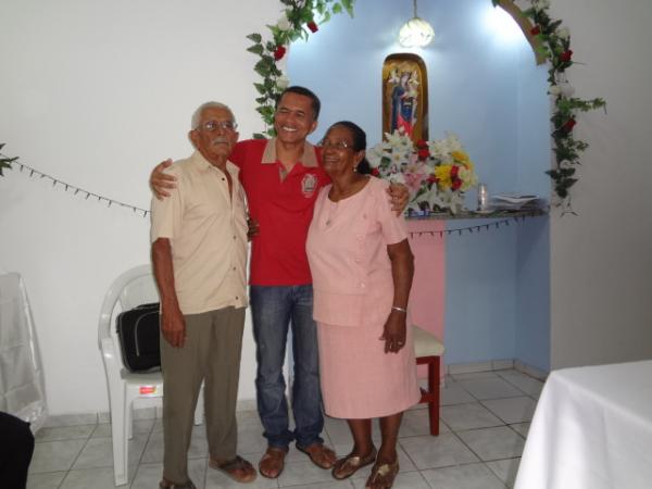Missa solene marca despedida do Padre Lu&iacute;s Carlos.(Imagem:FlorianoNews)
