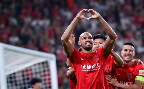 Destaque da Liga Chinesa, atacante piauiense fala sobre experiência na Ásia