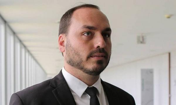 Votação de Carlos Bolsonaro cai em quase todo o Rio