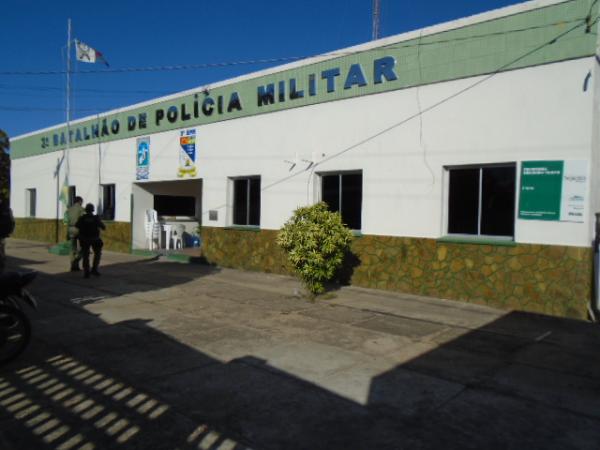 Dono de churrascaria é assaltado em Floriano