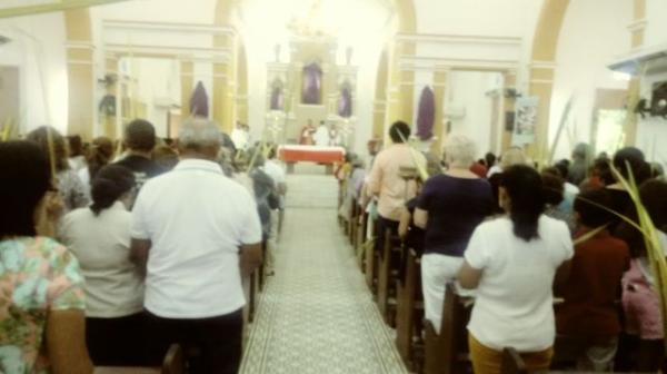 Celebrações do Domingo de Ramos abrem a Semana Santa em Floriano