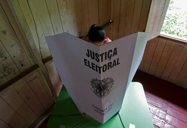 7 em cada 10 prefeitos eleitos não nasceram nas cidades que irão governar