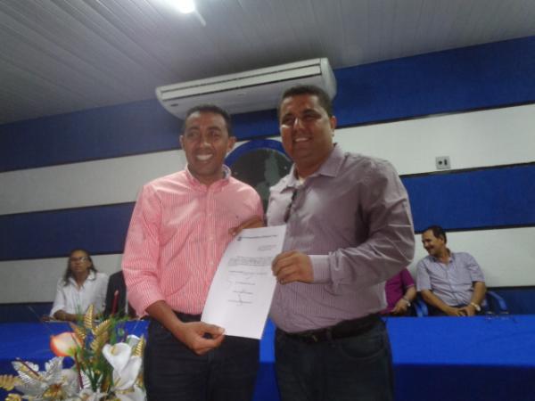 Gerente e coordenadores municipais s&atilde;o empossados em solenidade no munic&iacute;pio de Floriano.(Imagem:FlorianoNews)