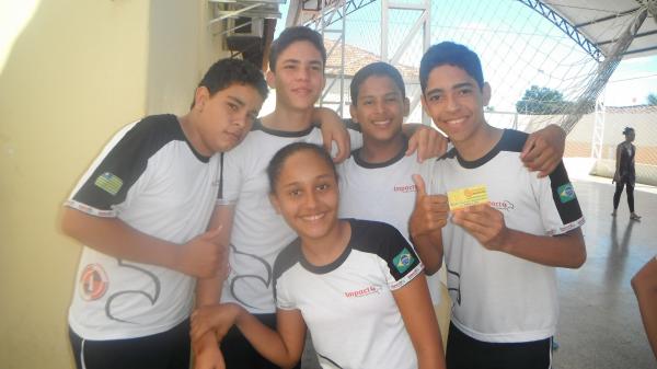 Alunos do Col&eacute;gio Impacto apresentaram semin&aacute;rio sobre Cientistas Qu&iacute;micos.(Imagem:FlorianoNews)