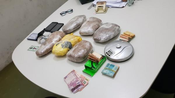 Suspeitos de tentar matar repórter de TV são presos com três quilos de skank em Floriano