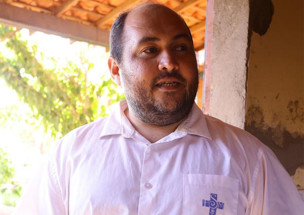 Advogado adota 20 filhos e deixa profiss&atilde;o para ajudar crian&ccedil;as carentes no Piau&iacute;(Imagem:Analice Borges/ Cidadeverde.com)