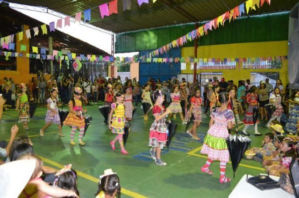 Escola Pequeno Príncipe celebra São João com Mini Cidade Junina