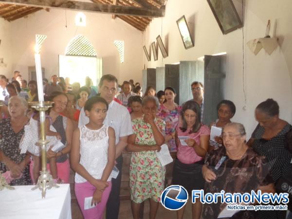 Gilberto J&uacute;nior participa do encerramento do festejo da Comunidade Ara&ccedil;&aacute;s.(Imagem:FlorianoNews)
