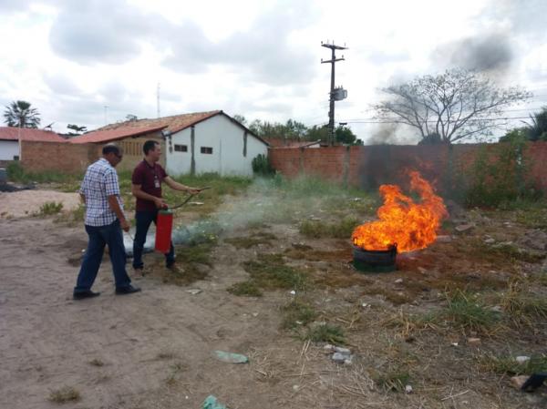 Armazém Paraíba de Floriano realiza treinamento sobre Brigada de Incêndio com seus colaboradores(Imagem:Divulgação)