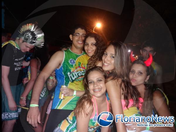 Chicabana agita arrast&atilde;o na abertura do carnaval de Floriano.(Imagem:FlorianoNews)