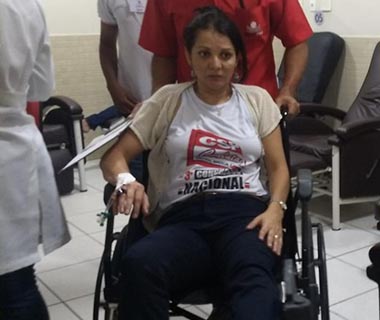 Professora é ferida em tumulto na Assembleia e fratura fêmur