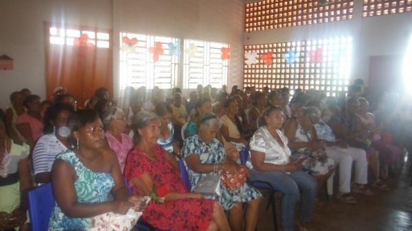 Centro de Referencia e Assistência Social realiza festa para as Mães.(Imagem:FlorianoNews)