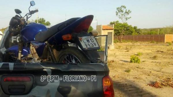 Força Tática recupera duas motos roubadas e apreende menor suspeito