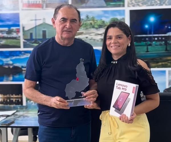 Prefeito Antônio Reis celebra 4º lugar de Floriano no ranking do Piauí Saúde Digital
