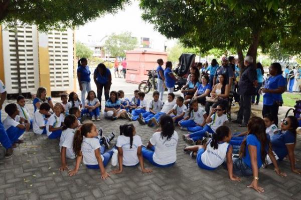  Secretaria de Educa&ccedil;&atilde;o realiza ato p&uacute;blico lembrando o Dia do Autista(Imagem:Secom)