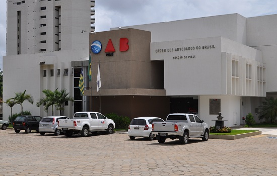 OAB-PI pede suspensão das apreensões de veículos por atraso do IPVA