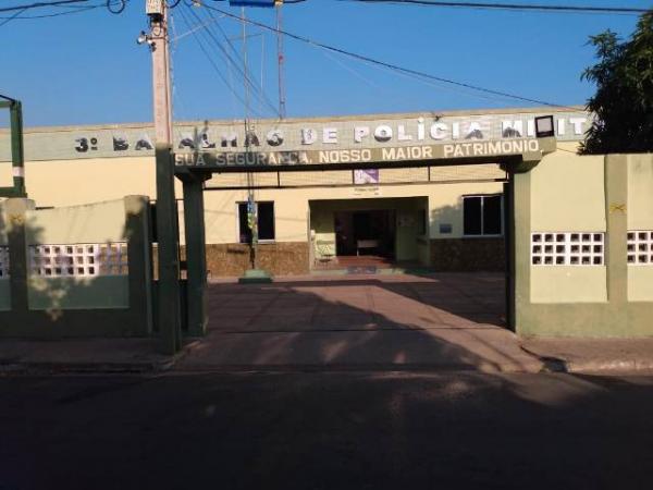 Homem baleado em bar segue estável em hospital de Floriano