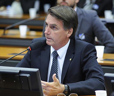 Dissidentes do PSDB e PSB desistem de ir para o PSL com ida de Bolsonaro