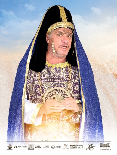 "Fazer o algoz de Jesus é muito apavorante", revela Ernani Moraes sobre viver Caifás na Paixão de Cr