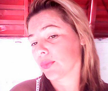 Manicure é morta com tiro de espingarda e companheiro é suspeito