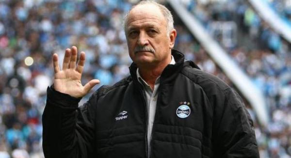 Felipão deixa comando técnico do Grêmio após derrota para Santos
