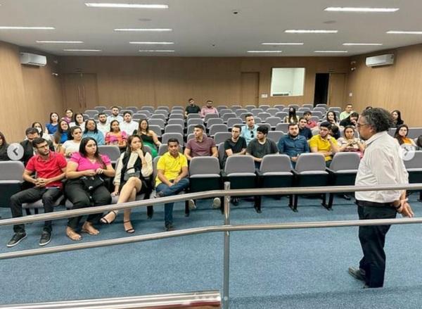 Acad&ecirc;micos do curso de Direito da FAESF realizaram visita t&eacute;cnica ao F&oacute;rum da Comarca de Floriano.(Imagem:Reprodu&ccedil;&atilde;o/Instagram)