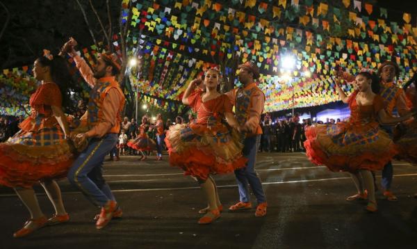 Festa popular mais frequentada é a junina, e não o carnaval