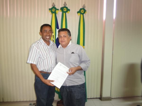 Prefeitura de Floriano oficializa a sa&iacute;da dos secret&aacute;rios. (Imagem:FlorianoNews)