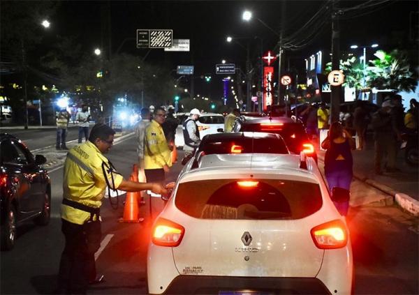 Mortes no trânsito caem 45% com operações e blizen da Polícia, aponta relatório