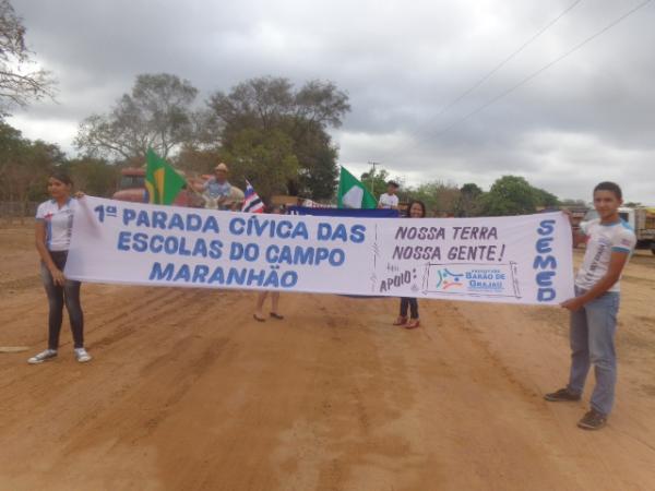 Realizada 1ª Parada Cívica das escolas do campo de Barão de Grajaú