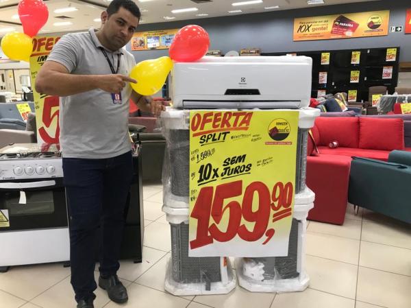 Bezerra, Chefe do setor de m&oacute;veis e eletrodom&eacute;sticos do Armaz&eacute;m Para&iacute;ba. (Imagem:FlorianoNews)