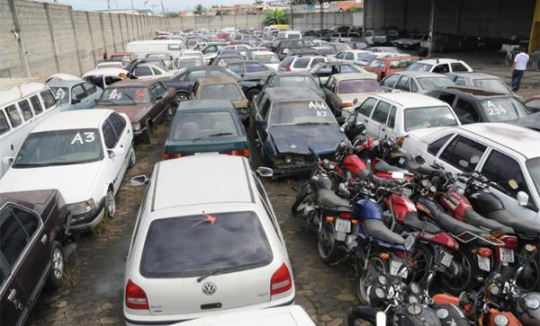 Projeto autoriza polícias civil e militar a usarem carros apreendidos