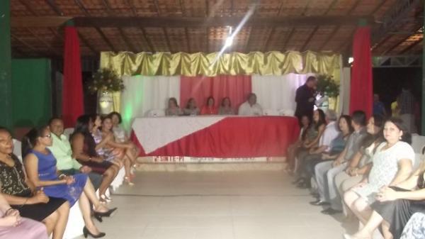 SINTE/Floriano: Solenidade de Posse teve in&iacute;cio com Missa em A&ccedil;&atilde;o de Gra&ccedil;as.(Imagem:FlorianoNews)