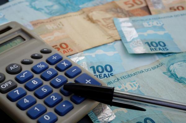 Dicas de como administrar melhor o seu dinheiro