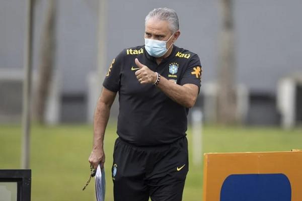 Revista faz ranking dos melhores técnicos do mundo e Tite fica em 35º