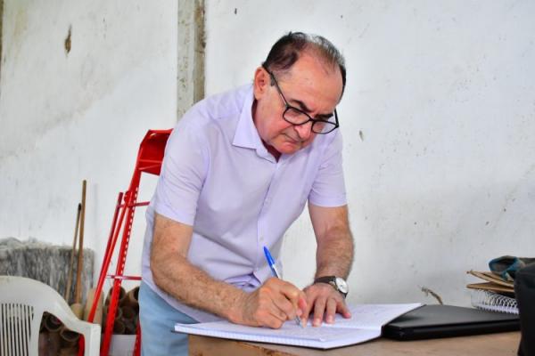 Prefeito Ant&ocirc;nio Reis(Imagem:Secom)