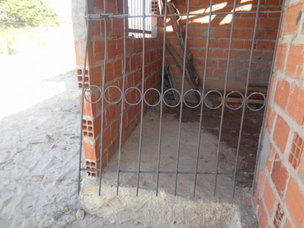 Homem &eacute; v&iacute;tima de roubo no bairro Princesinha.(Imagem:FlorianoNews)